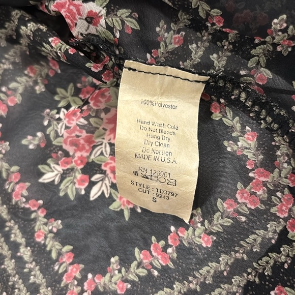 Floral Print Sheer Chiffon Bolero with Fringe - Picture 7 of 7